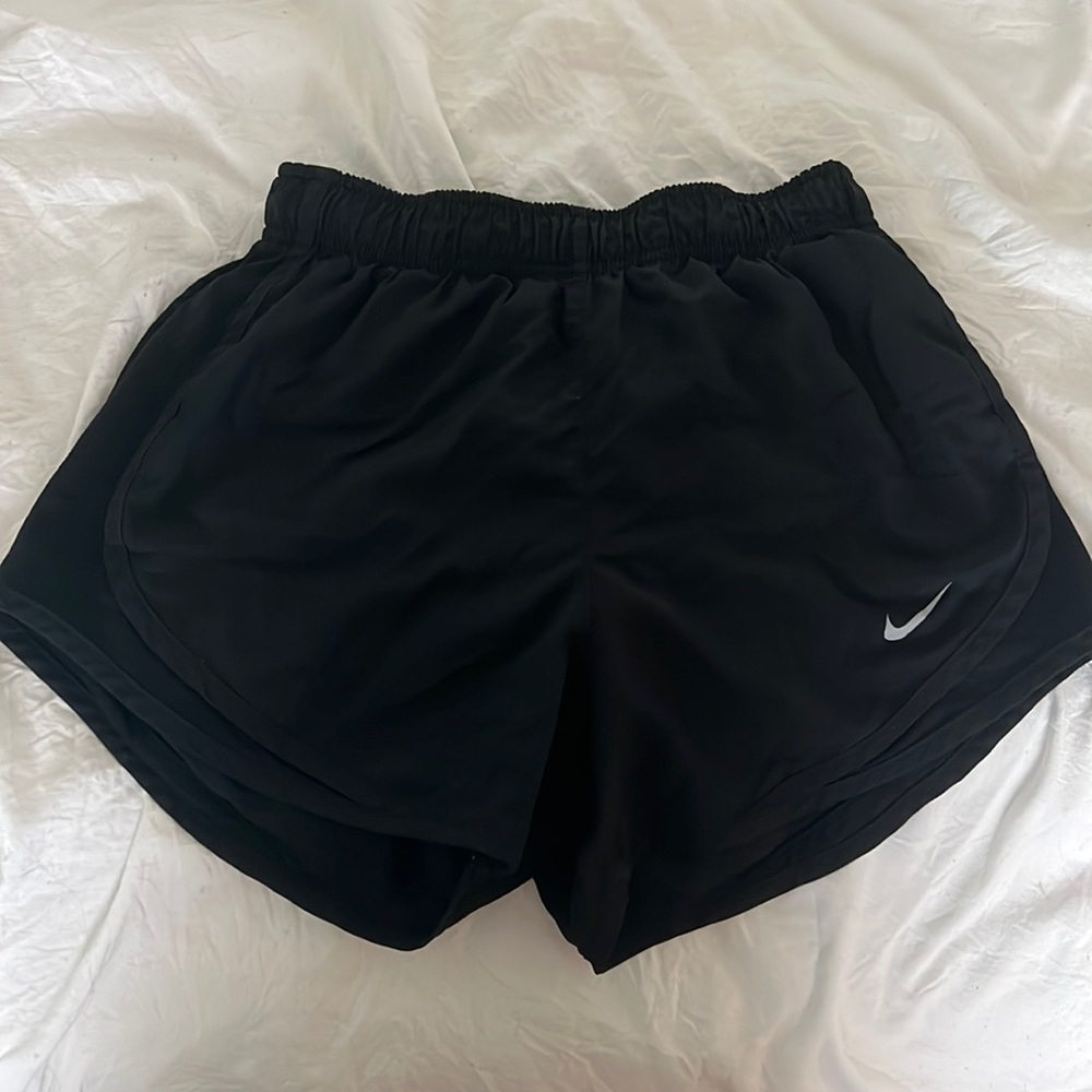 Black nike shorts size XS